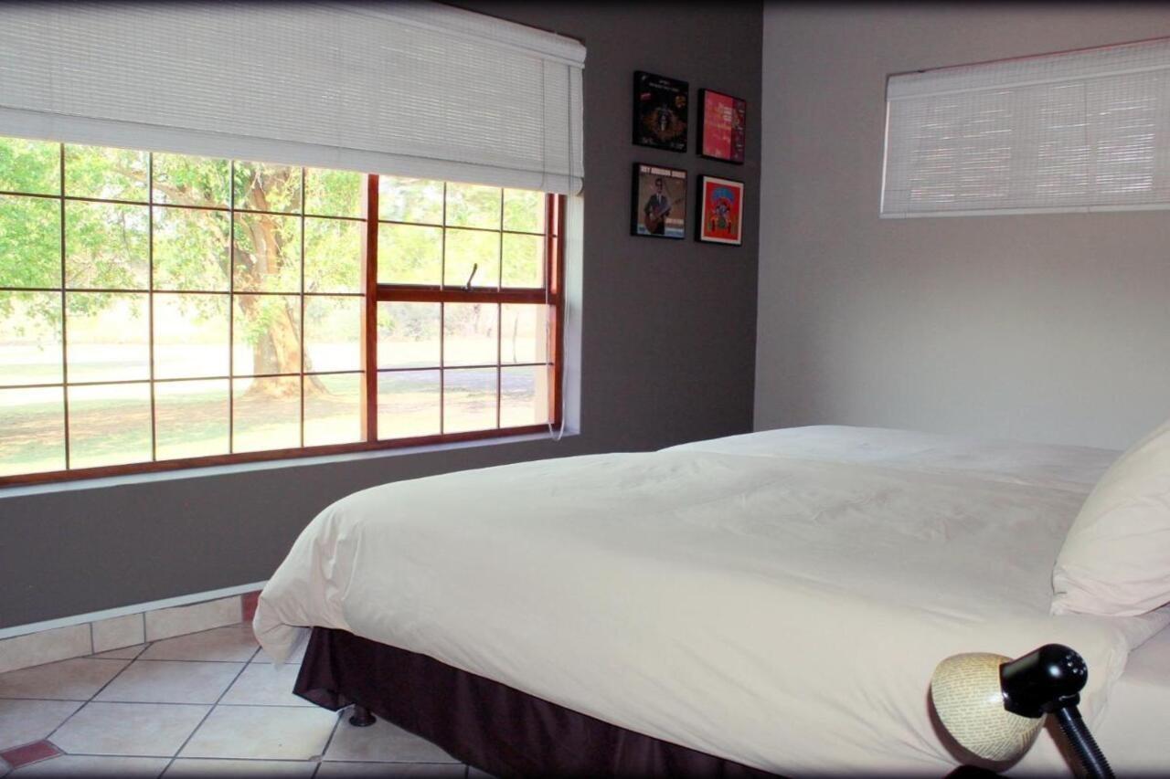 Aqua Terra Guest House Lydenburg Esterno foto